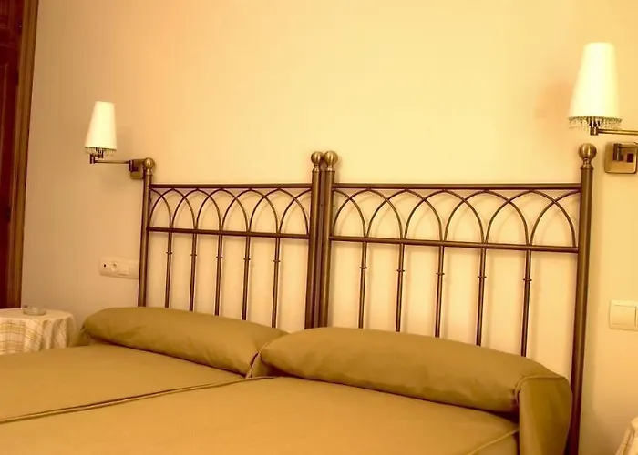 Palacio De Monfarracinos Hotel 3*